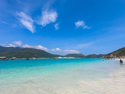 蓝天 少云 海滩 外景