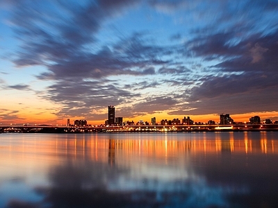 城市夜晚天空外景 晚上城市外景