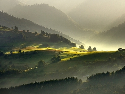 早晨山谷阳光风景