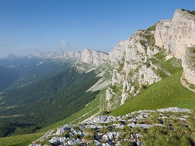 高山山谷风光