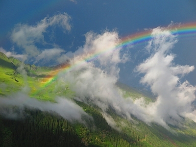 草原彩虹天空自然风景