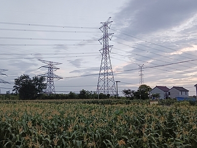 现代风景 农田 输电 傍晚