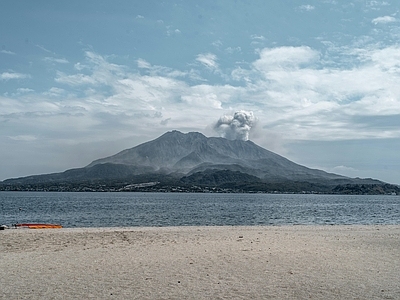 现代简约风景 海边 蓝天白云 晴天天空