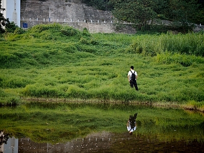 现代风景 草坪 湖边