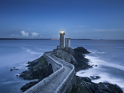 现代风景 夜晚海边沙滩