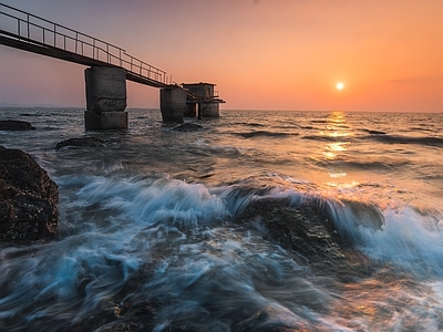 现代风景 夕阳海边沙滩