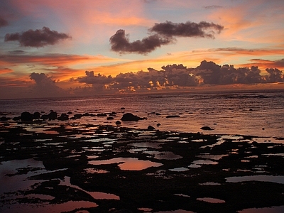 现代风景 现代风景 海洋 夕阳 黄昏 火烧云外景 海滩火烧云风景贴