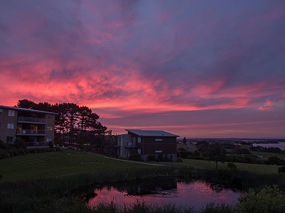 现代风景 别墅 晚霞夕阳 外景