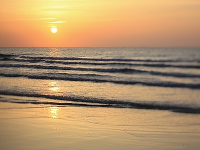 现代天空外景 黄昏天空 夕阳天空 海滩海岸线