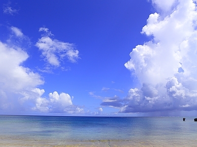 现代天空外景 海边白天天空