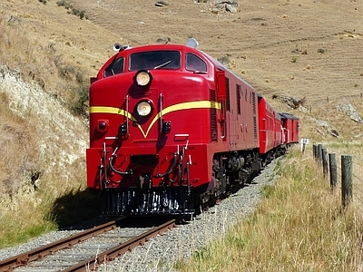 现代新中式风景 火车 红色火车