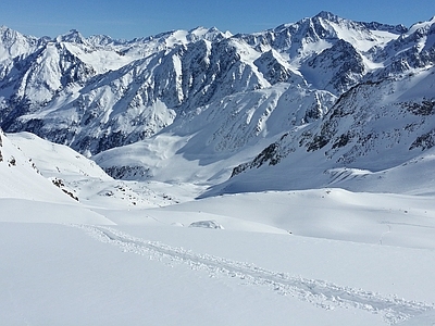 北欧风景 雪景 雪山